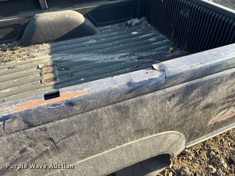 image for item EV1801 Pickup truck bed