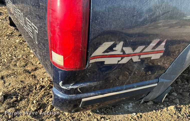 image for item EV1801 Pickup truck bed