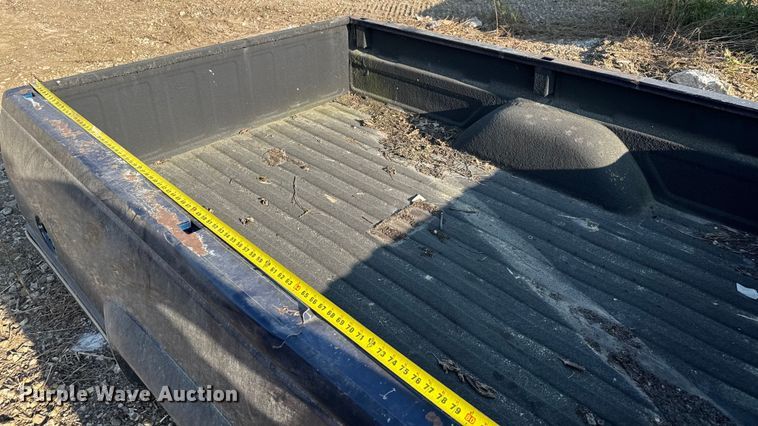 image for item EV1801 Pickup truck bed