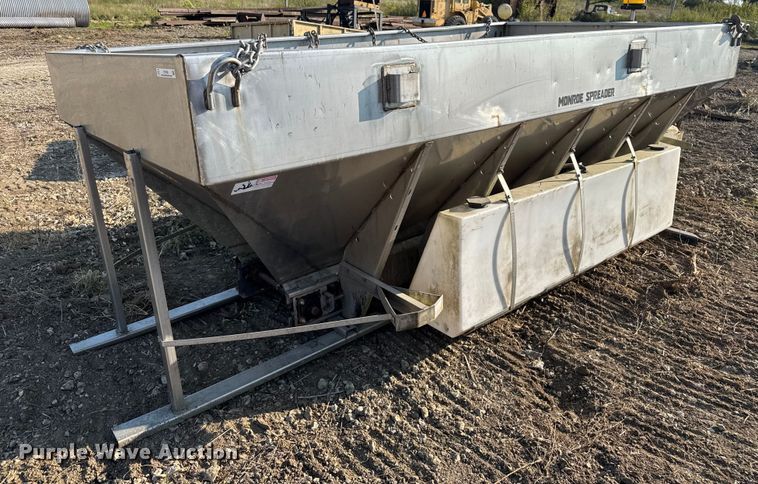 image for item EV1802 Monroe spreader