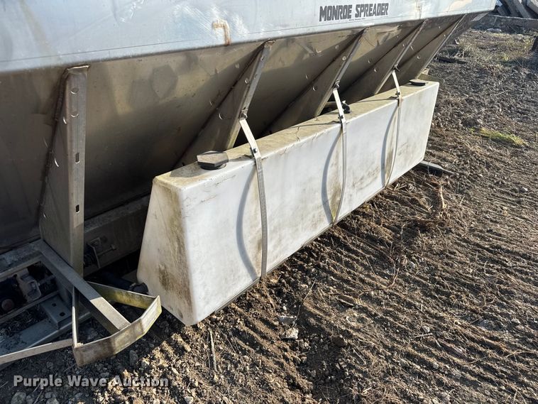 image for item EV1802 Monroe spreader