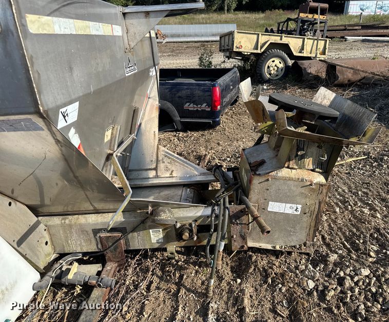 image for item EV1802 Monroe spreader