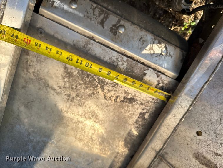 image for item EV1802 Monroe spreader