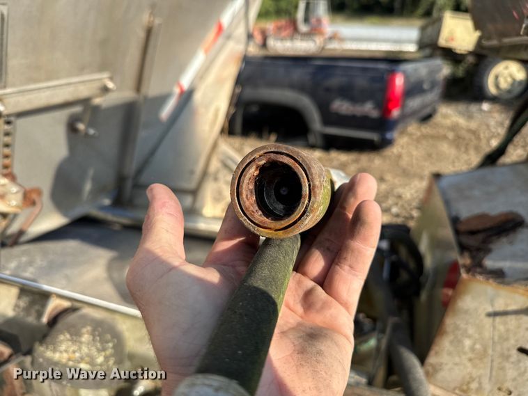 image for item EV1802 Monroe spreader