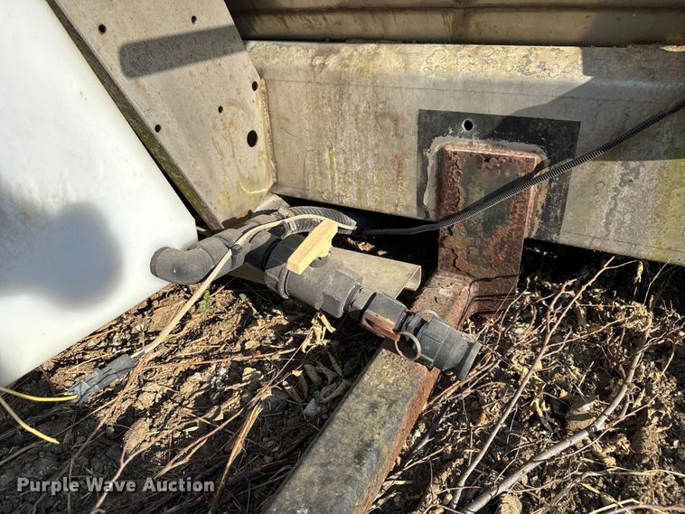 image for item EV1802 Monroe spreader