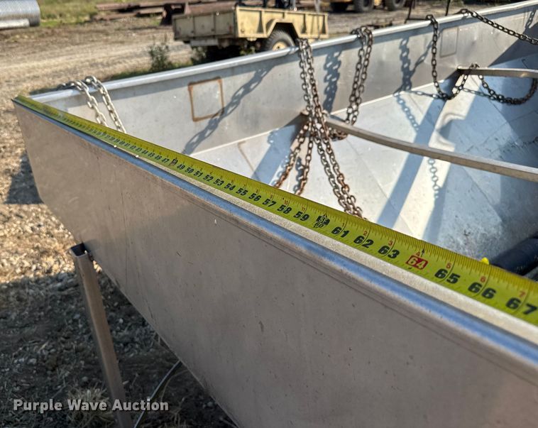 image for item EV1802 Monroe spreader