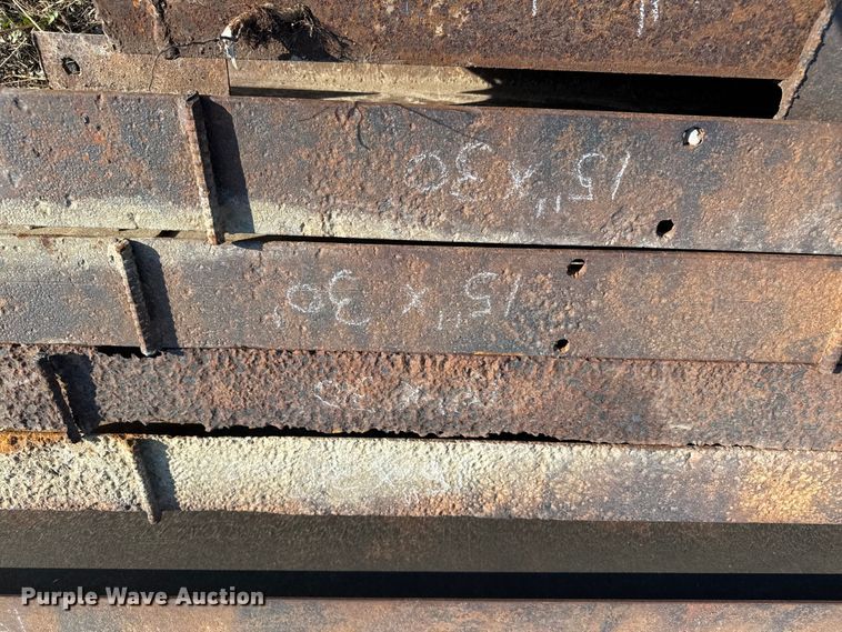 image for item EV1804 (16) I-beams