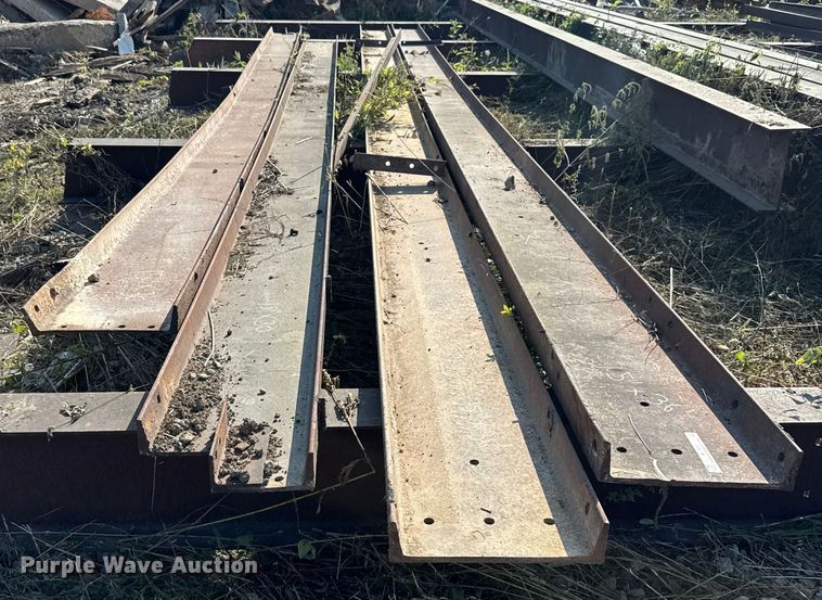 image for item EV1809 (4) iron beams