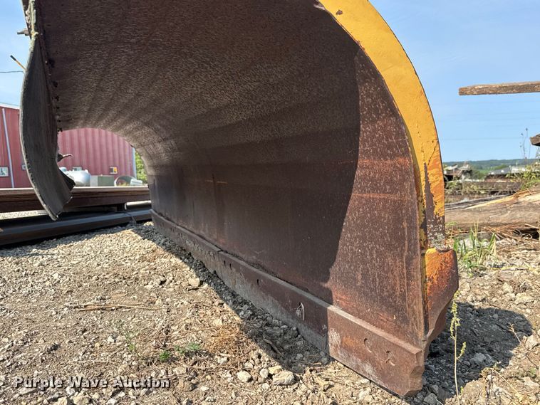 image for item EV1811 Flink snow plow