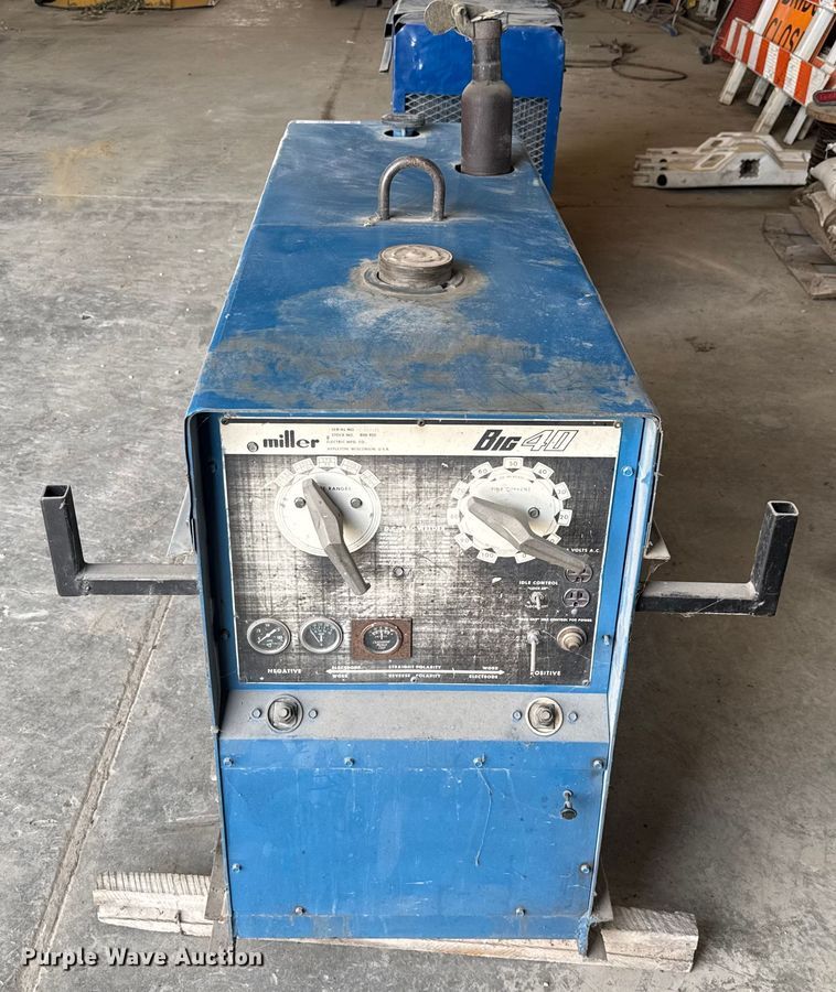 image for item EV1813 Miller Big 40 welder/generator
