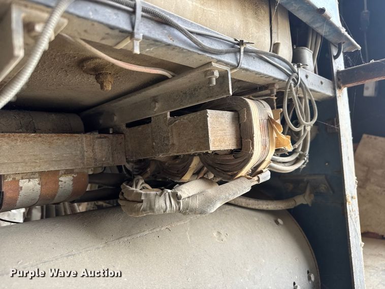 image for item EV1813 Miller Big 40 welder/generator