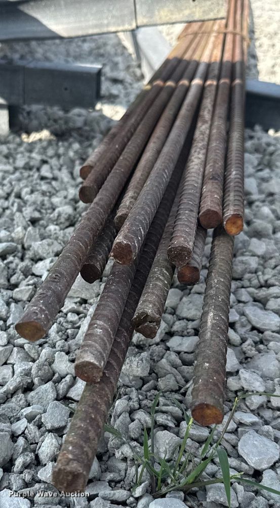 image for item EV1815 Approximately 300 pieces of rebar
