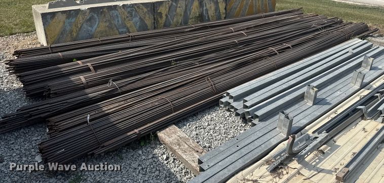 image for item EV1816 Approximately 700 pieces of rebar 