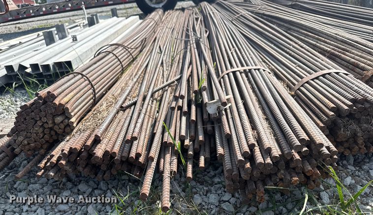 image for item EV1816 Approximately 700 pieces of rebar 