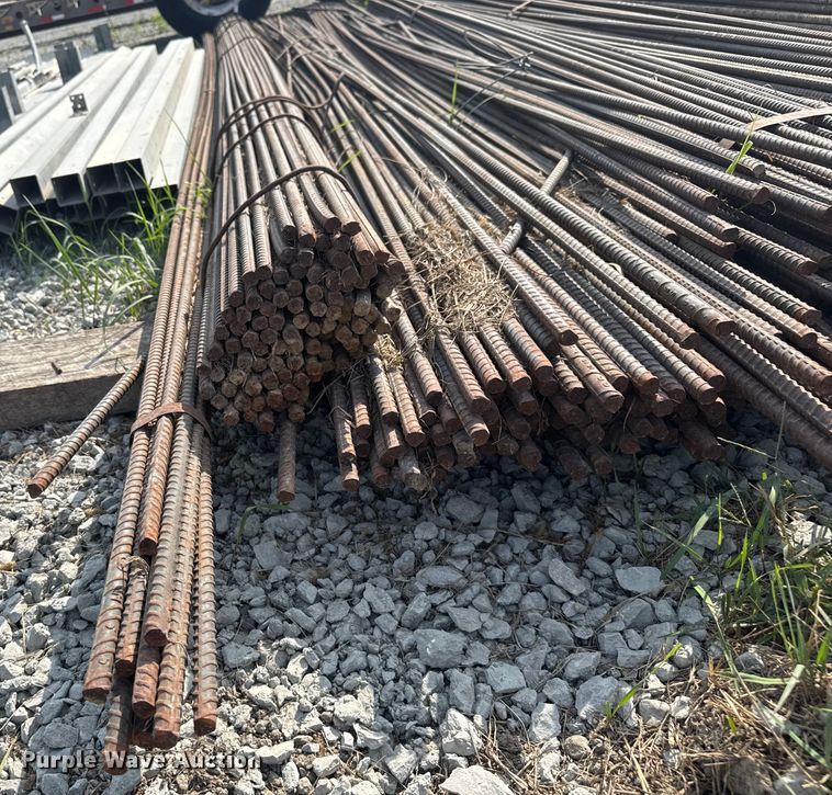 image for item EV1816 Approximately 700 pieces of rebar 
