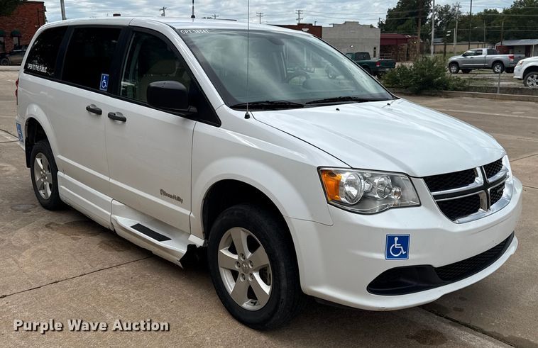 image for item GH9365 2019 Dodge Grand Caravan handicap accessible van