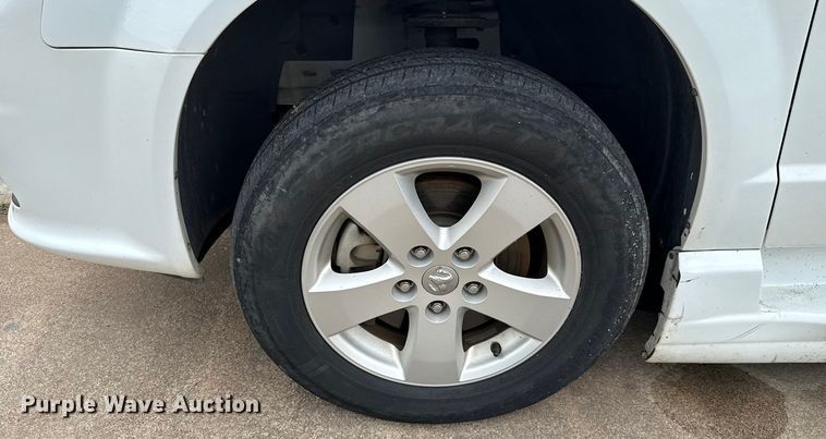 image for item GH9365 2019 Dodge Grand Caravan handicap accessible van