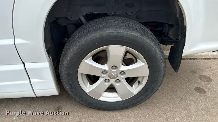 image for item GH9365 2019 Dodge Grand Caravan handicap accessible van