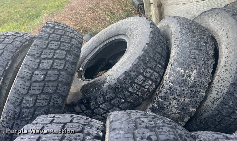 image for item NK9252 Approximately 15 14.00 R24 M+S tires