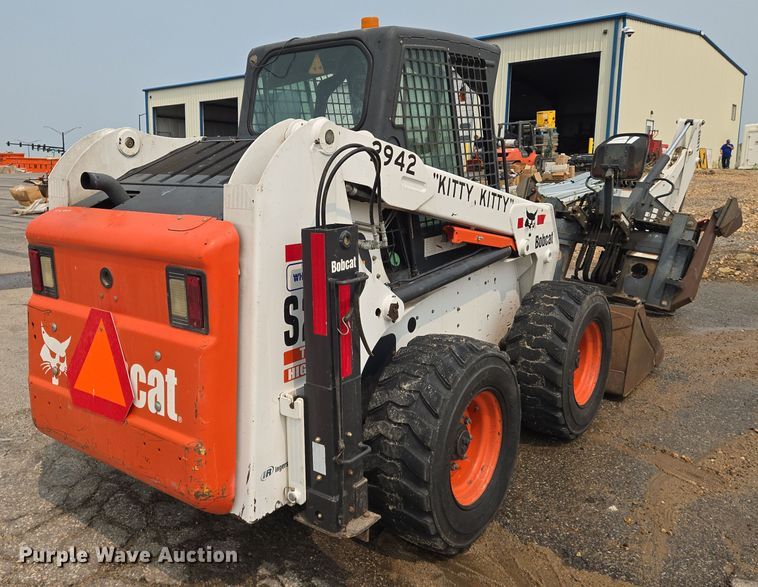 MINI CARGADOR SOBRE RUEDAS 2004 BOBCAT S220