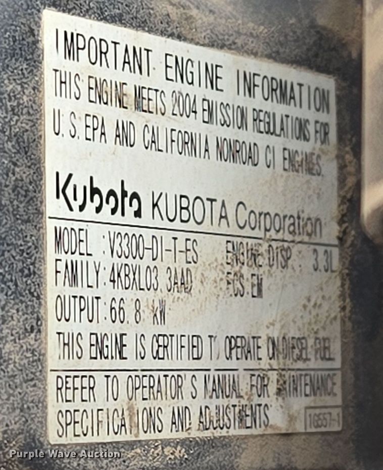 image for item DU6800 2004 Bobcat S220 skid steer loader