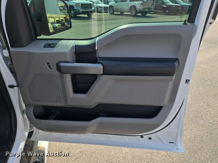 image for item DU6801 2020 Ford F150 XLT SuperCrew pickup truck