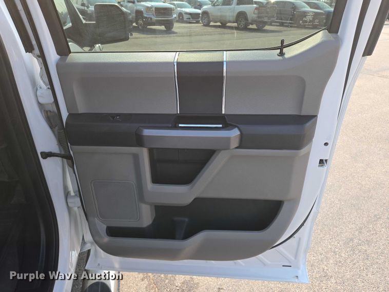 image for item DU6801 2020 Ford F150 XLT SuperCrew pickup truck