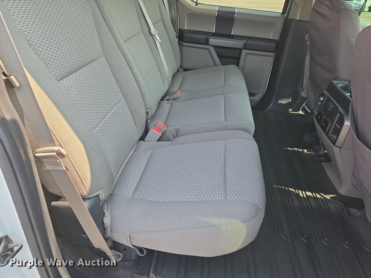 image for item DU6801 2020 Ford F150 XLT SuperCrew pickup truck