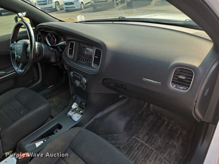 image for item DU6802 2020 Dodge Charger Police 