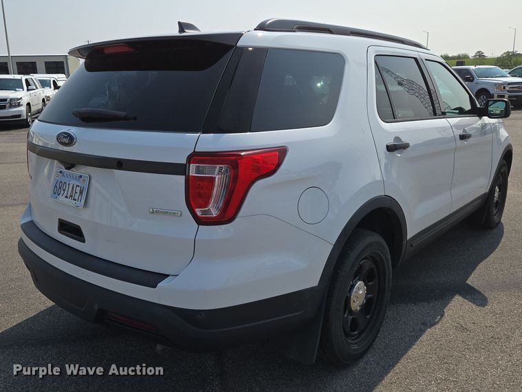 image for item DU6807 2018 Ford Explorer Police Interceptor SUV