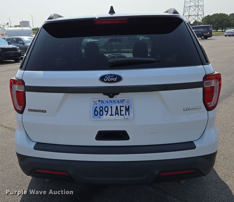 image for item DU6807 2018 Ford Explorer Police Interceptor SUV