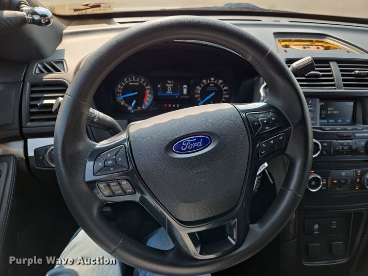 image for item DU6807 2018 Ford Explorer Police Interceptor SUV