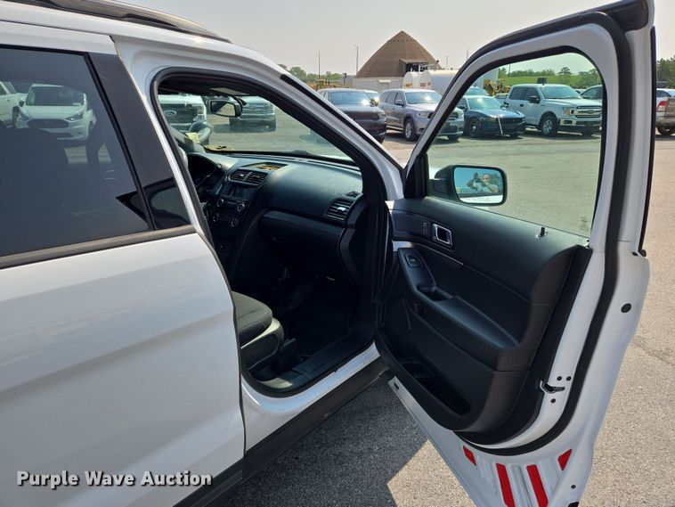 image for item DU6807 2018 Ford Explorer Police Interceptor SUV