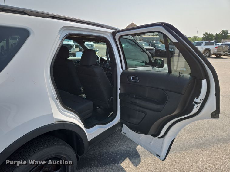image for item DU6807 2018 Ford Explorer Police Interceptor SUV