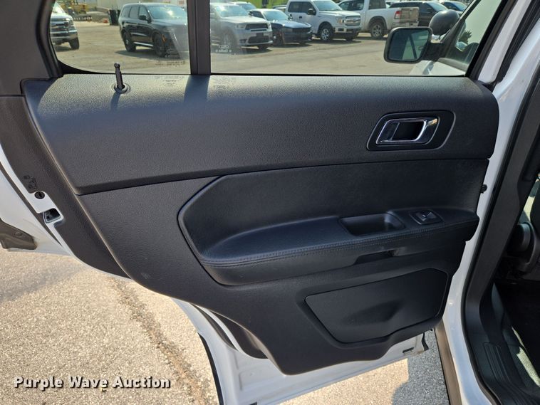 image for item DU6807 2018 Ford Explorer Police Interceptor SUV