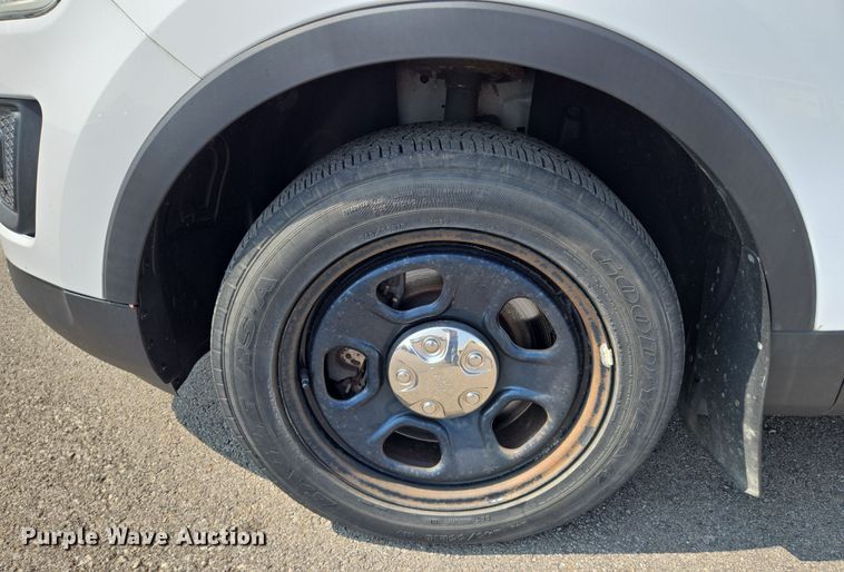 image for item DU6807 2018 Ford Explorer Police Interceptor SUV