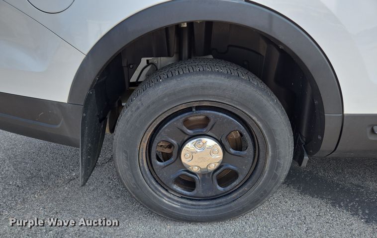 image for item DU6807 2018 Ford Explorer Police Interceptor SUV