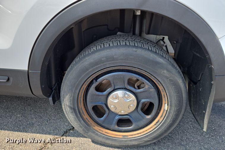 image for item DU6807 2018 Ford Explorer Police Interceptor SUV