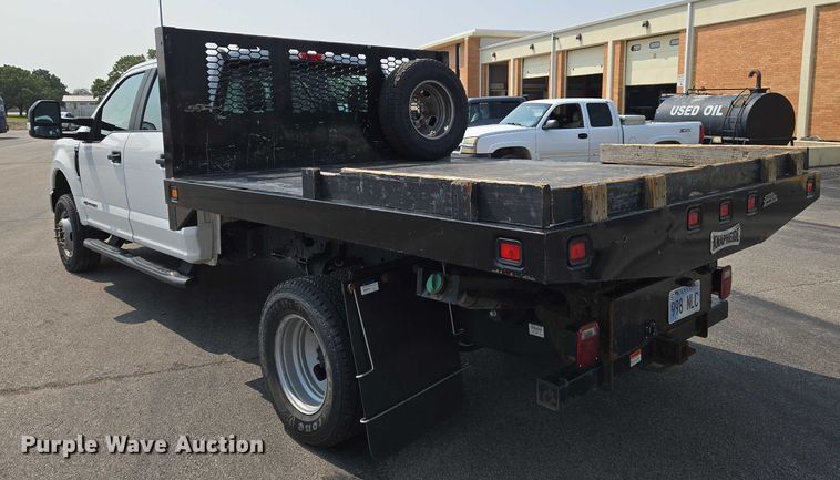 image for item DU6808 2020 Ford F350 Super Duty XL Crew Cab dump flatbed pickup truck