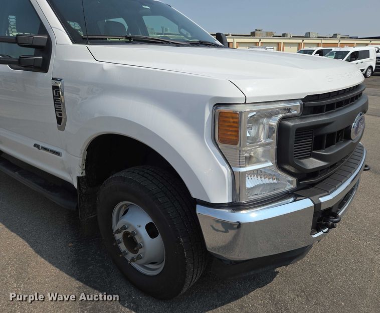 image for item DU6808 2020 Ford F350 Super Duty XL Crew Cab dump flatbed pickup truck