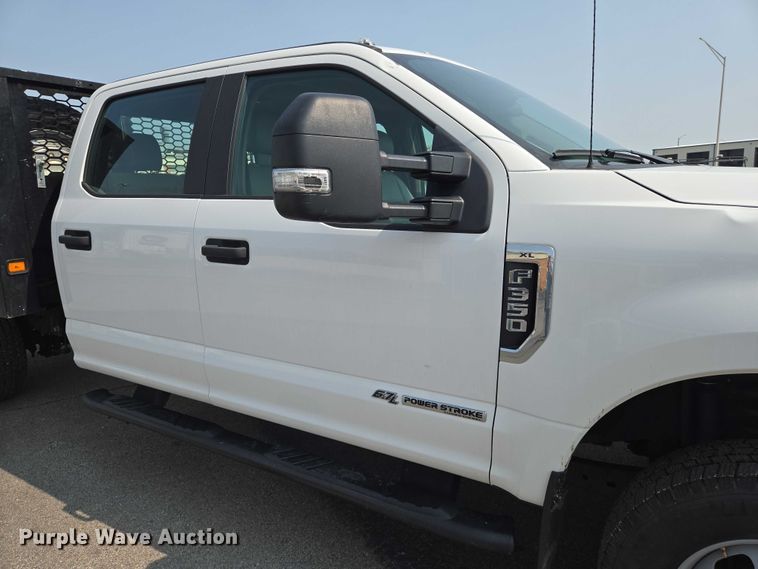 image for item DU6808 2020 Ford F350 Super Duty XL Crew Cab dump flatbed pickup truck