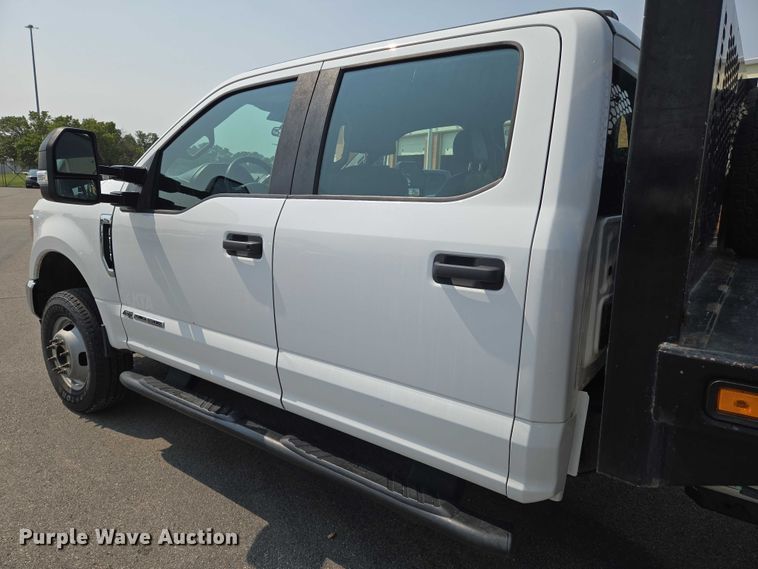 image for item DU6808 2020 Ford F350 Super Duty XL Crew Cab dump flatbed pickup truck