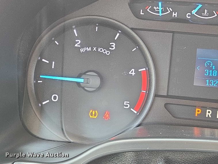 image for item DU6808 2020 Ford F350 Super Duty XL Crew Cab dump flatbed pickup truck