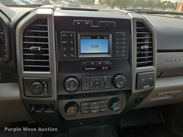 image for item DU6808 2020 Ford F350 Super Duty XL Crew Cab dump flatbed pickup truck