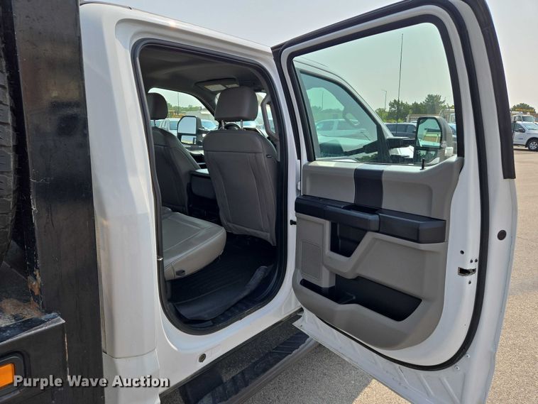 image for item DU6808 2020 Ford F350 Super Duty XL Crew Cab dump flatbed pickup truck