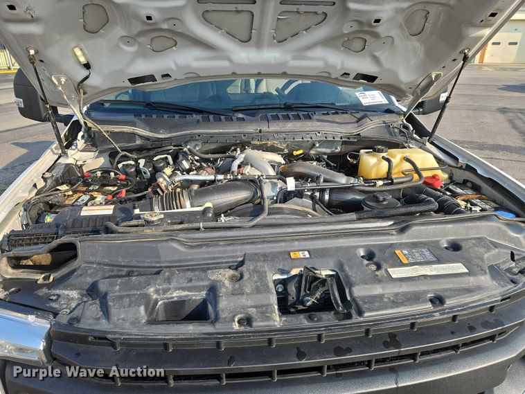 image for item DU6808 2020 Ford F350 Super Duty XL Crew Cab dump flatbed pickup truck