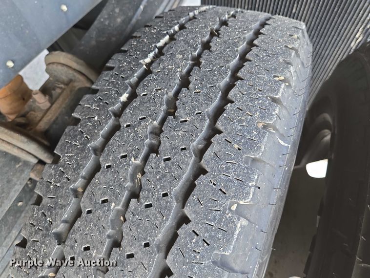 image for item DU6808 2020 Ford F350 Super Duty XL Crew Cab dump flatbed pickup truck