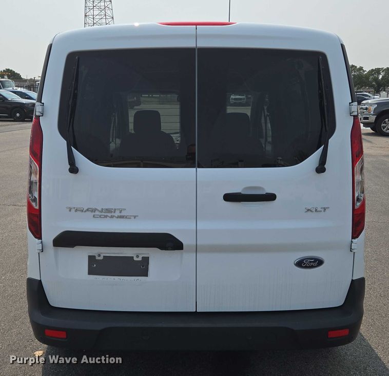 image for item DU6809 2022 Ford Transit Connect XLT van