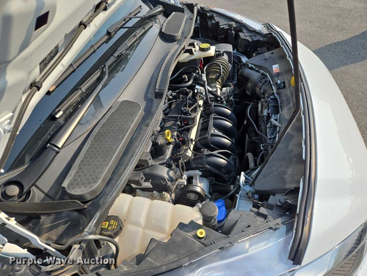 image for item DU6809 2022 Ford Transit Connect XLT van