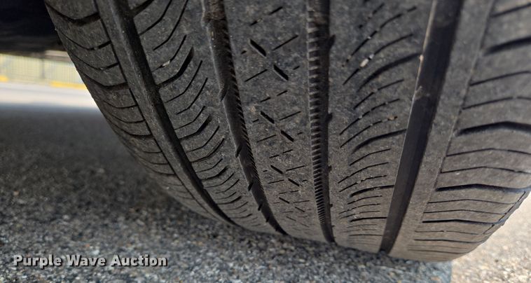 image for item DU6809 2022 Ford Transit Connect XLT van